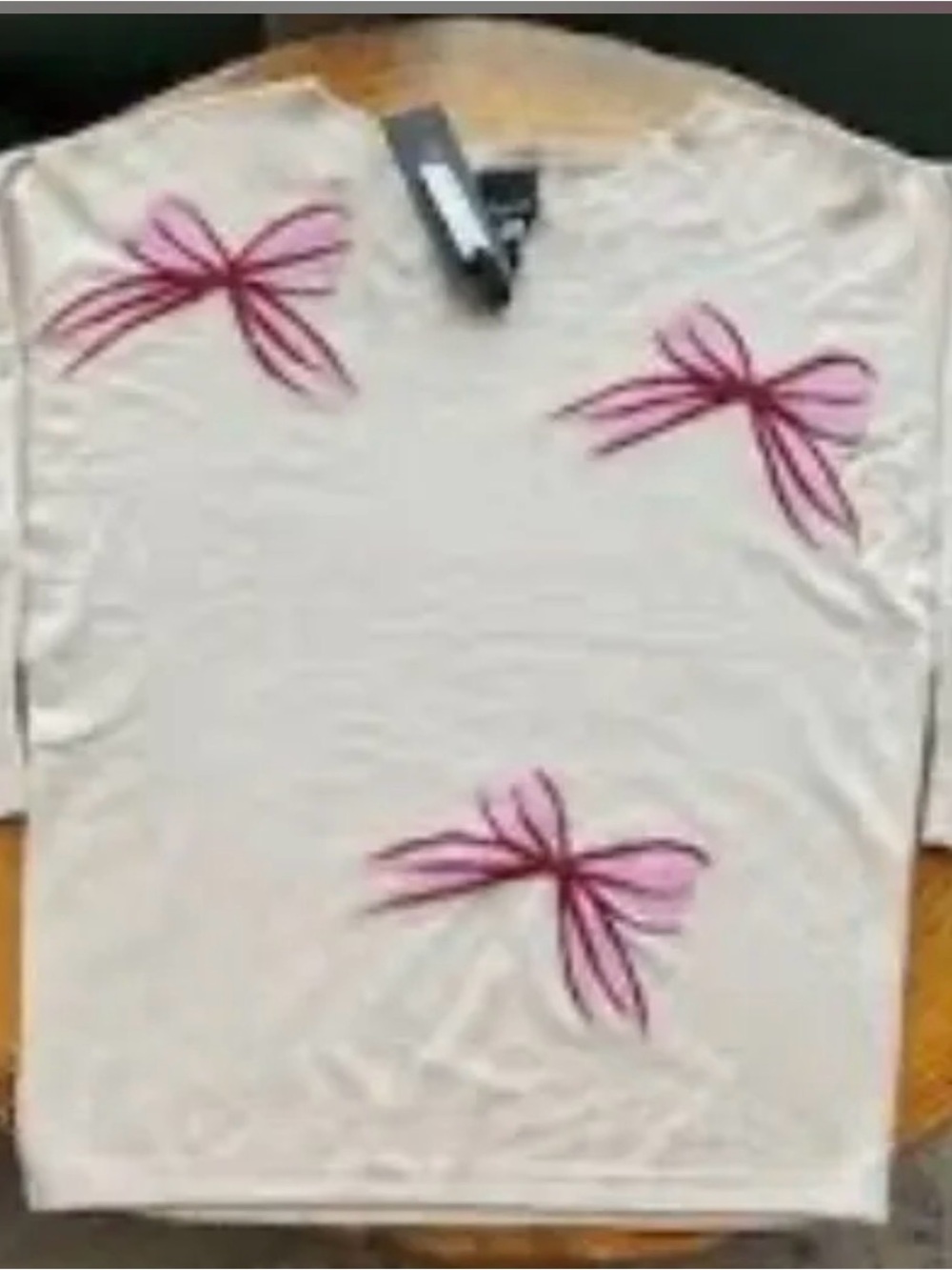 Cream Short Sleeve Top with Pink Bow Motif
